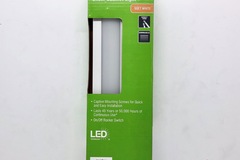 Comprar ahora: 4 Commercial Electric 9 in LED White Direct Wire Under Cabinet 