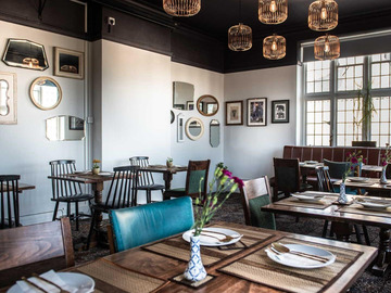 Book a table: The ideal work place to bring out a trunk-load of your best ideas