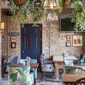 Free | Book a table: What's that yonder there? Your new workspace? Settle in!