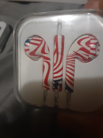 5 pair earphones 
