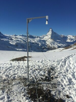Ultrasonic Distance / Level Sensor - DL-MBX (LoRaWAN®)