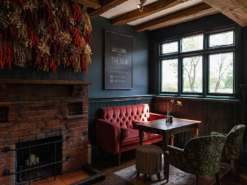 Free | Book a table: A traditional work-friendly pub situated in the heart of Cobham