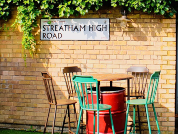 Free | Book a table: The Bull Streatham with plenty workable space inside and out!