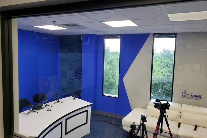Greenscreen Podcasting Studio