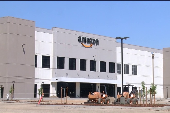 Sacramento CA, Secure Covered Parking Near Airport and University