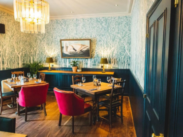 Book a table: Tired of working from your home office? Experienced our pub!