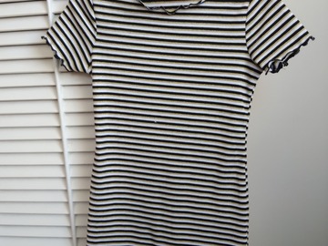 Selling with online payment: Striped dress