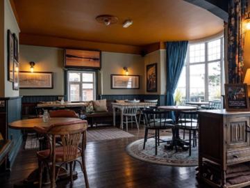 Book a table: Boost your work - life balance at our pub!