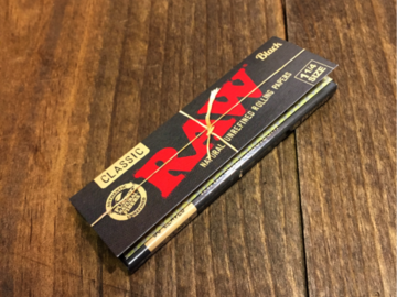 Post Now: RAW Black 1 1/4 Papers