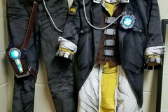 Selling with online payment: Handsome Jack (Borderlands 2) cosplay