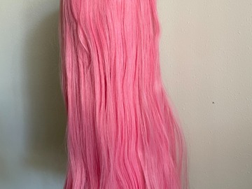 Selling with online payment: Long Pink Wig