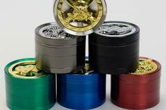  : GHOST 4 parts color grinder with a decoration lid