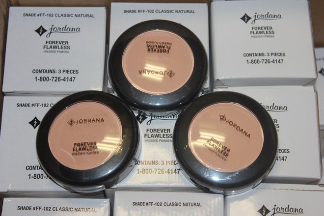 25X Jordana FOREVER FLAWLESS Pressed Powder #104 Creamy Beige 