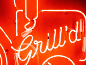 Book a table: Grill'd Darlinghust | Laptop friendly & burgers are pretty