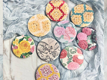  : Watercolour illustrated flowers pattern pinback button set