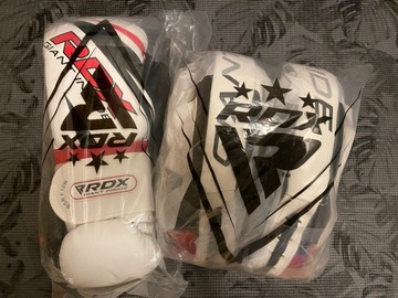 Myydään: New RDX 4W Boxing Gloves & Pads SKU: FBT-4W-12oz
