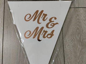 Ilmoitus: Mr & Mrs viiri