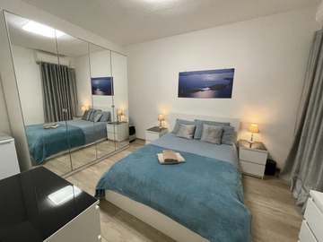 Rooms for rent: St JULIANS 11B - Amazing Cozy double room + desk + Fridge