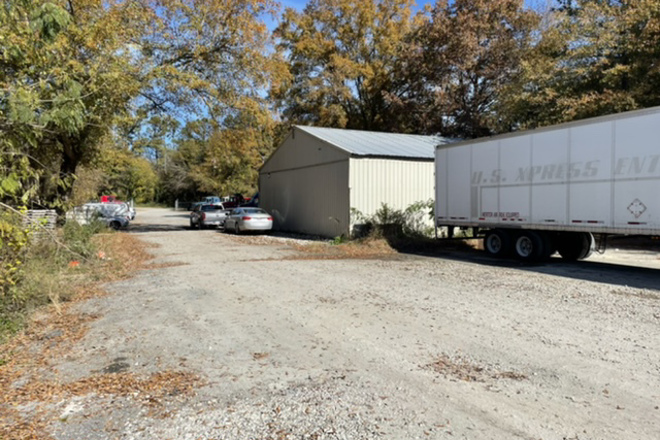 Marietta GA, Long Term Commercial Parking.  All Truck Sizes