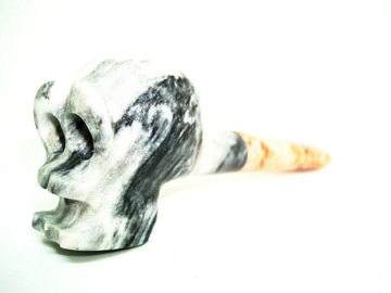 Post Now: Skull Stone Pipe