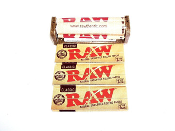 Post Now: Raw Rolling Machine 79mm with 3 Packs of Raw Classic Rolling Pape