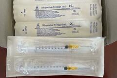 Comprar ahora: 1000 Syringes 1 cc/ml Luer slip, disposable syringe with needle