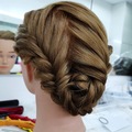 Offering Services - Hourly Based: Makeup on set / bridal / events artist