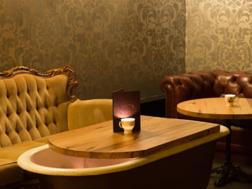 Book a table: 18th Amendment Bar - Geelong | Finish your work at our bar tables
