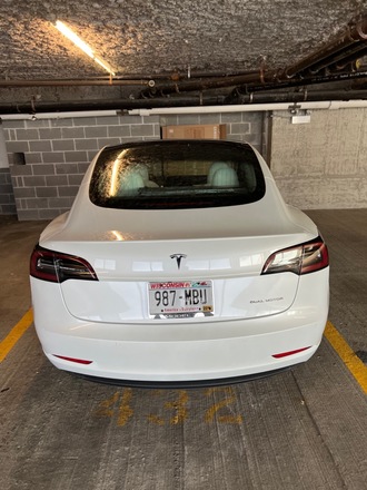 Chicago IL, Secure Garage Parking In The Heart of River North!