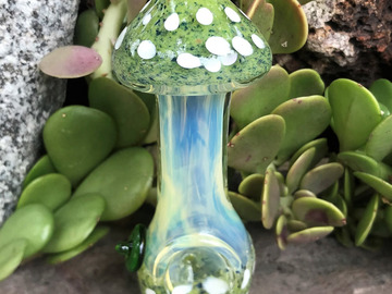  : Collectible 4.5" Fumed Glass Handmade Mushroom Hand Pipe - Jalape