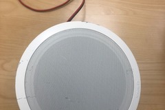 Gebruikte apparatuur: 5 x Bosch speaker inbouw