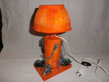 Vente au détail: lampe fabriqué materiaux recyclé