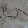 Comprar ahora: Vince Camuto Sandals brand new in box 