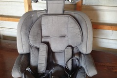 For Sale: Booster seat. Skep
