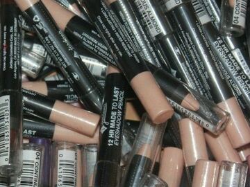 Liquidation/Wholesale Lot: 25X JORDANA 12Hr Made To Last Eyeshadow Pencil Continuous Almond 
