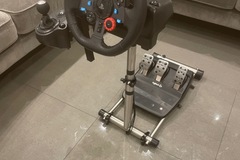 Rent per night (24 hour rental): Sim racing set up g29 steering wheel, pedals, gear shifter, stand