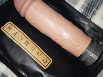 Selling with online payment: Most life-like penis sleeve