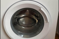 Faire offre: Machine à laver - Tambour cassé!