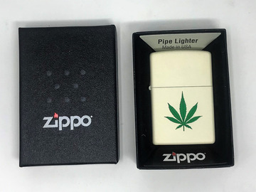  : Zippo Lighter - Weed Leaf Design in Cream Matte