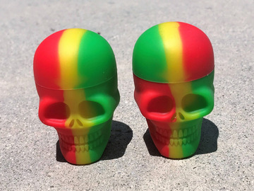 Post Now: Two 2" New Silicone Skull Containers,  Non-Stick FDA Food Grade