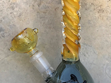 Post Now: Beautiful 5.5" Mini Beaker Water Rig w/Swirl Fumed Glass Neck Des
