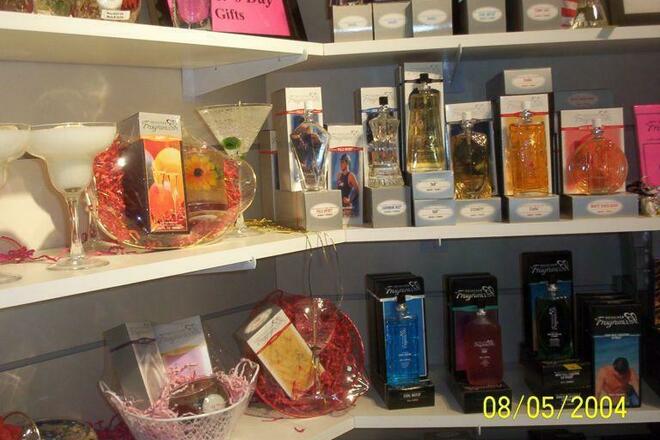 60 pcs Women's closeout designer inspired perfumes