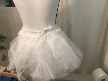 Selling with online payment: Short White Petticoat Tulle Adjustable Waist