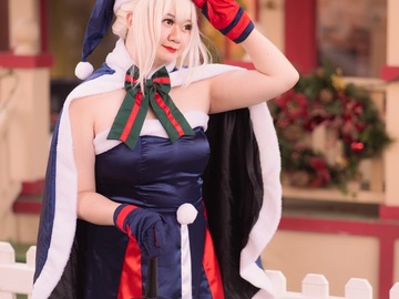 Selling with online payment: Christmas Saber Alter cosplay