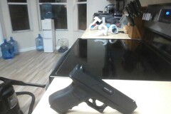 Selling: Non-Blowback Lightly Used Glock 19 By Umarex
