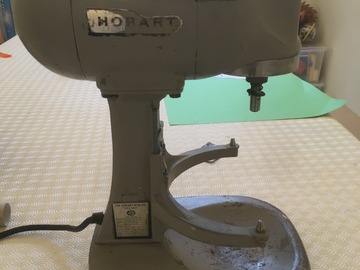 À vendre: Hobart Mixer N-500
