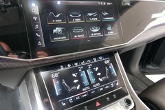 Selling with online payment: 2019 audi q8 oem Radio and climate control