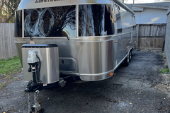 For Sale: Airstream Globetrotter 2019 27' FB Queen Brown/ Cream