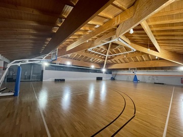to rent gym with own price category (no calendar function): Private Basketballhalle in Kaiserslautern mieten