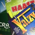 Alquilar un artículo: Scrabble, Yatzy, Haaste